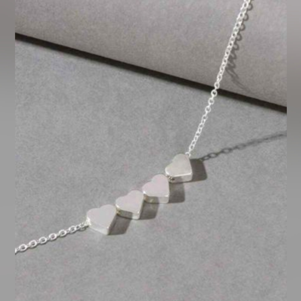 Silver hearts bracelet - Picture 2 of 2